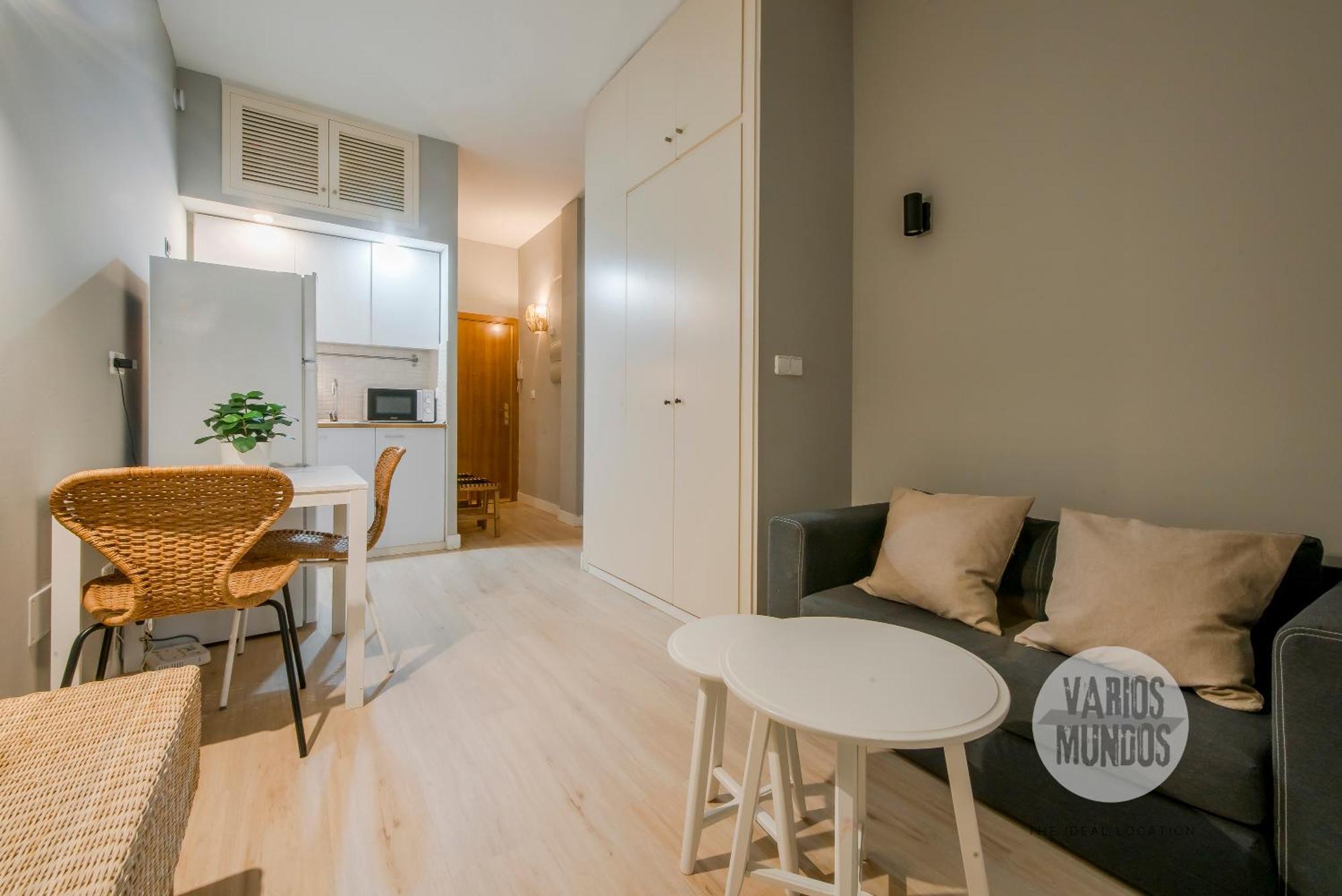 Pequeno Paraiso Para 4, En Plaza De Chueca Мадрид Екстериор снимка
